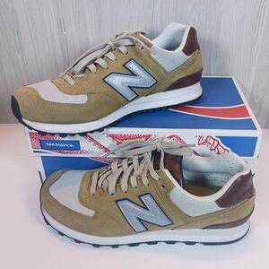 Vintage New Balance 574 Mens Mustard and Gray Sneakers 9 D
